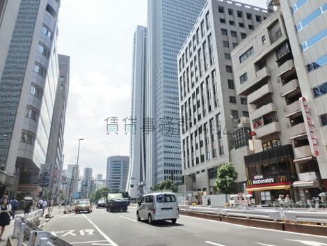 新宿方面