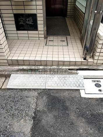 正面玄関