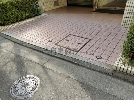 正面玄関