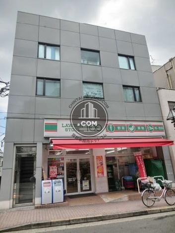 日の出ビルの外観写真
