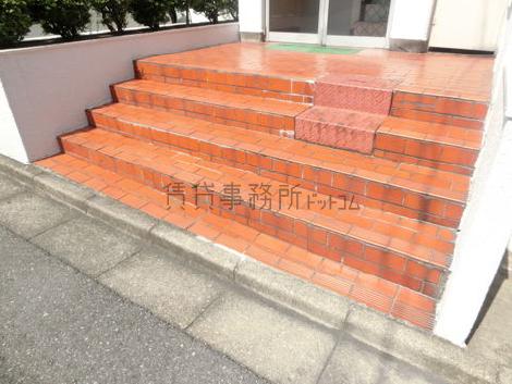 少し段差のある造り