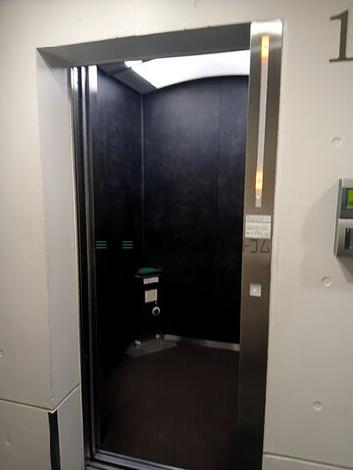 エレベーター