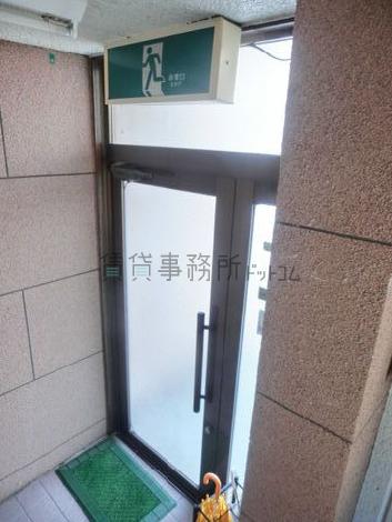 正面玄関