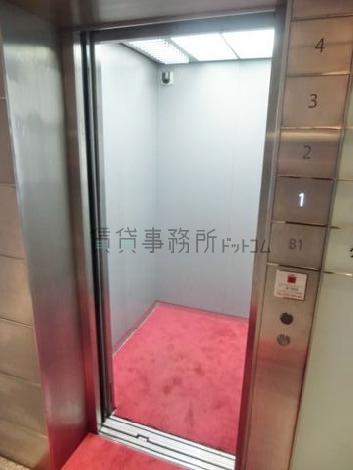 エレベーター