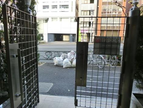 正面玄関