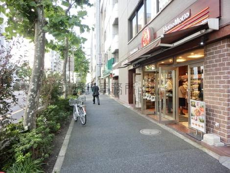 十分な幅の歩道です