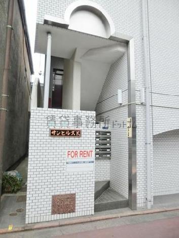正面玄関