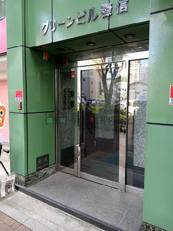 正面玄関