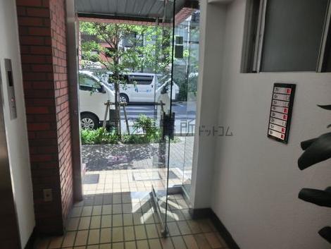 正面玄関