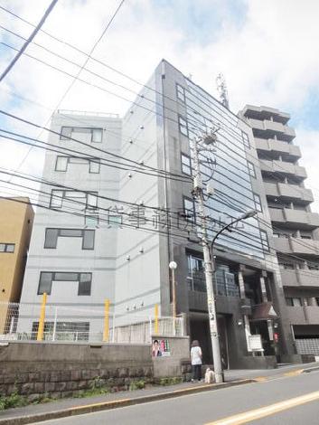 ドッシリとした建物です