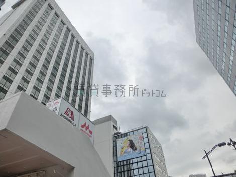 田町駅至近です