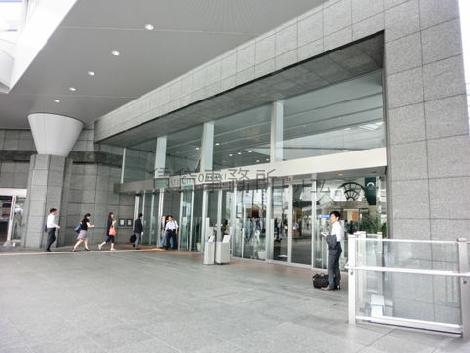 正面玄関