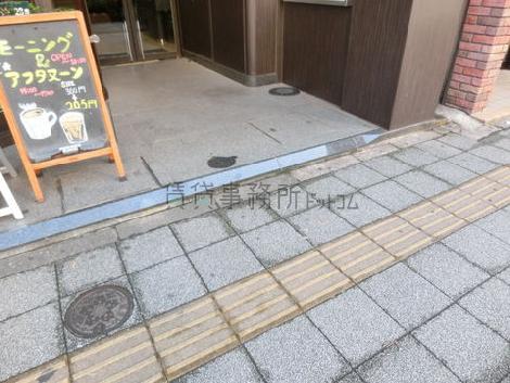 正面玄関
