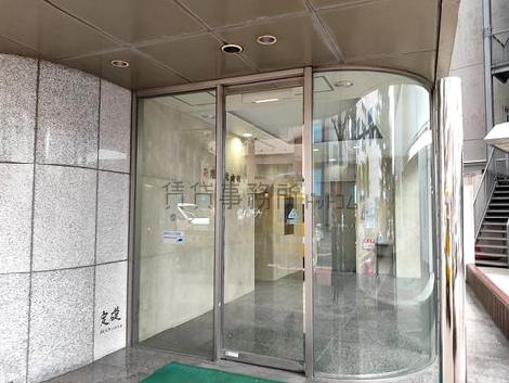 正面玄関