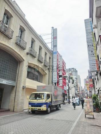 赤坂駅方面
