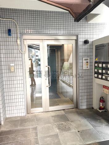 正面玄関