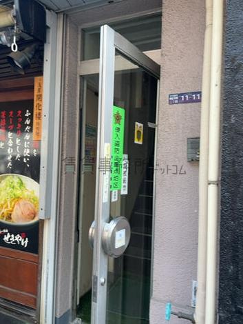 正面玄関