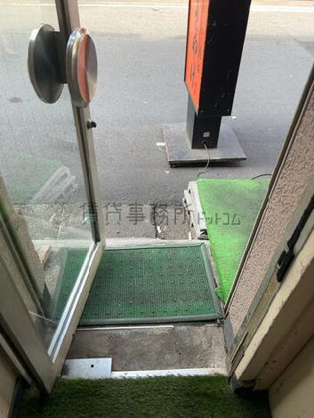 正面玄関