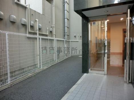 段差のないエントランス