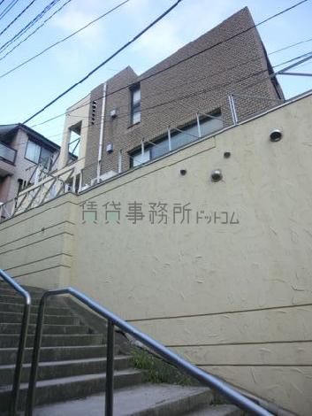 斜面にございます