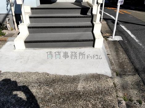 正面玄関