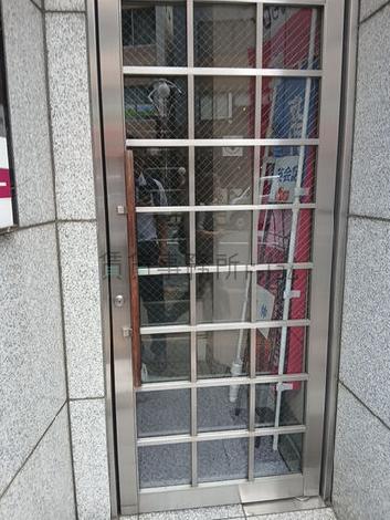 正面玄関