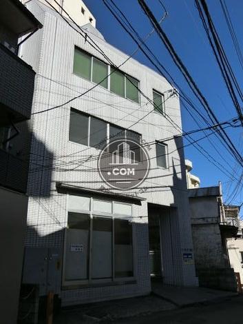 ソーラ・デ・吉岡ビルの外観写真