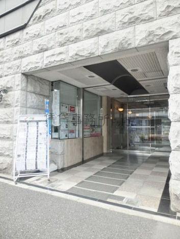 間口の広い玄関