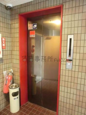 エレベーター