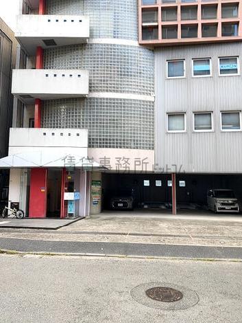 正面玄関