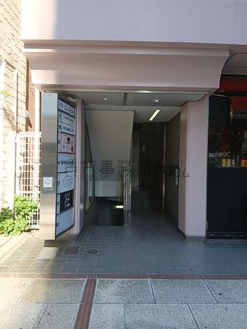 正面玄関