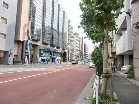 新御徒町駅方面