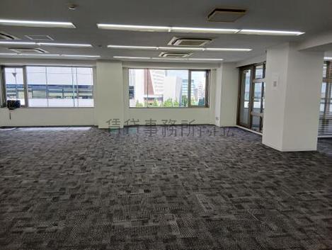 TK新都心ビルの室内