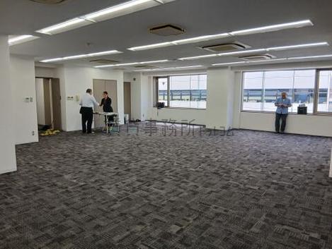 TK新都心ビルの室内