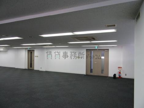 兜町偕成ビル別館の室内