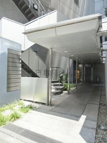 正面玄関