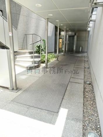 正面玄関