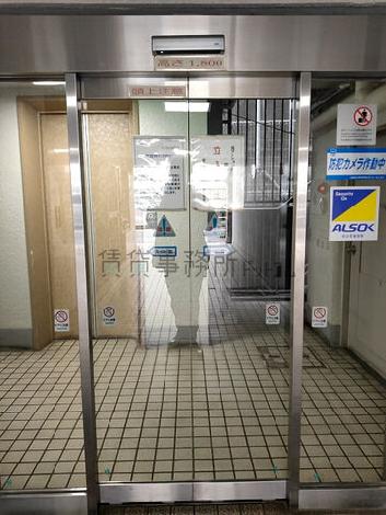 正面玄関
