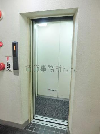 エレベーター
