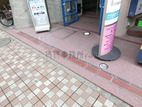 正面玄関