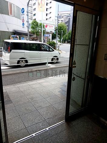 正面玄関