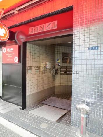 正面玄関