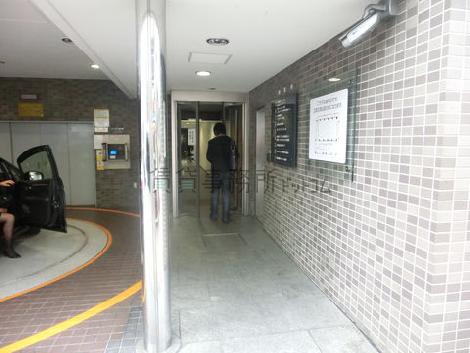 正面玄関