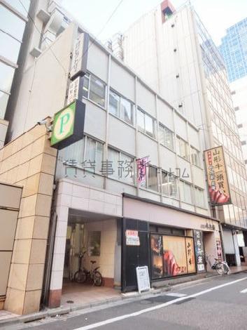 通りを見渡せます