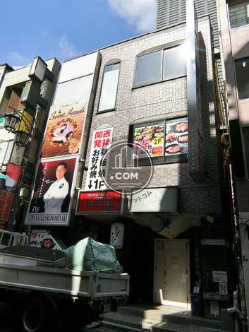 M1ビルの外観写真