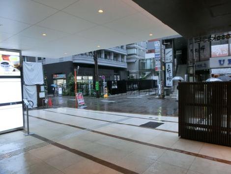 正面玄関