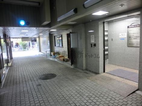 正面玄関