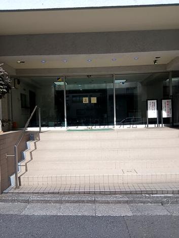 正面玄関