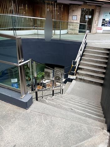 正面玄関