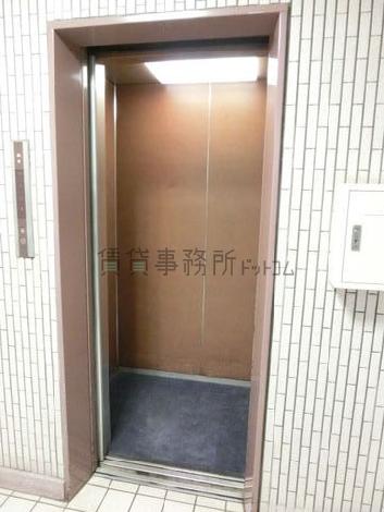 エレベーター